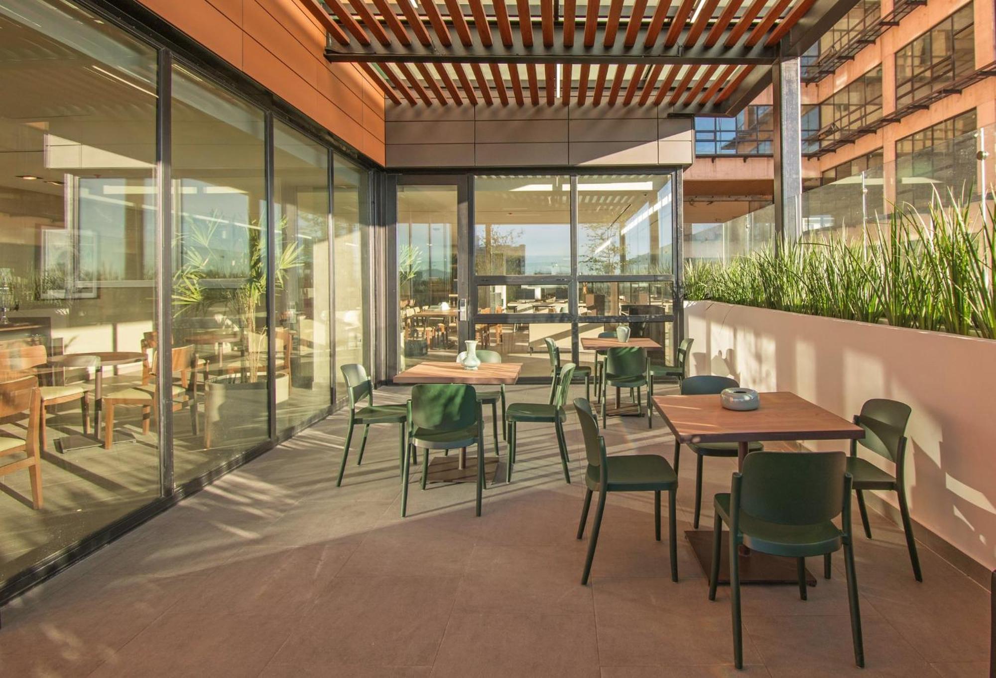 Staybridge Suites - Guadalajara Novena By Ihg Экстерьер фото